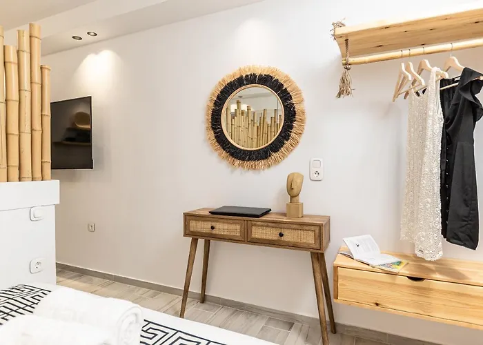 Felicite Naxos * Naxos City