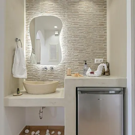 Felicite Naxos Naxos City