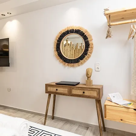 Felicite Naxos * Naxos City