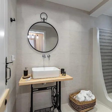 Felicite Naxos * Naxos City