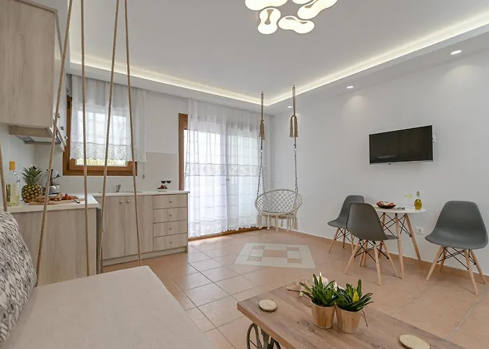 Felicite Naxos * Naxos City